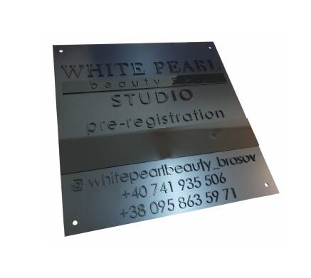 Фото Вивіска з об'ємними рельєфними літерами 400х400 мм